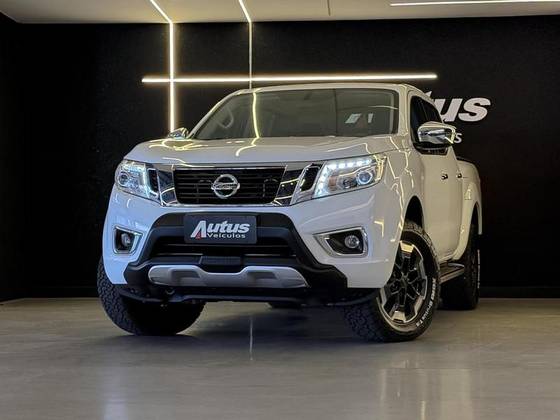 NISSAN FRONTIER 2.3 16V TURBO DIESEL XE CD 4X4 AUTOMÁTICO